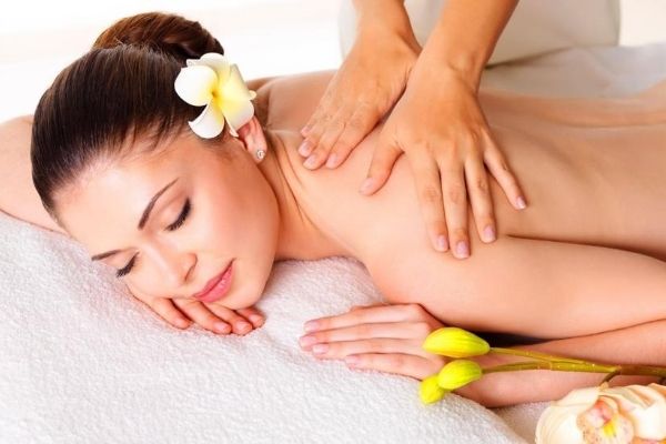 Get body massages with warm oil